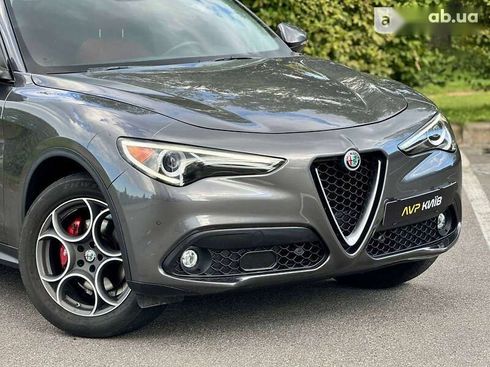 Alfa Romeo Stelvio 2017 - фото 7