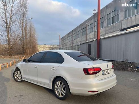 Volkswagen Jetta 2017 - фото 6