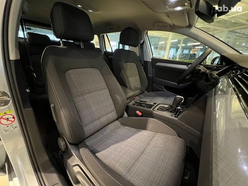 Volkswagen Passat 2019 - фото 13