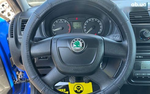 Skoda Fabia 2009 - фото 12