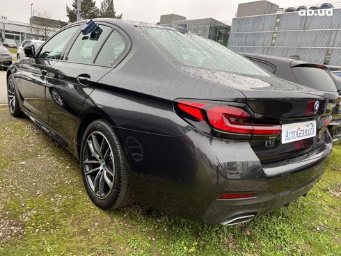 BMW 5 серия 2022 - фото 9