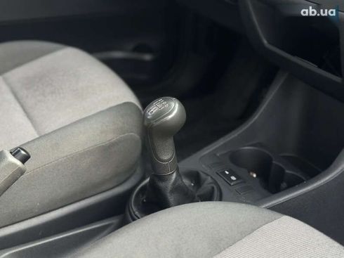 Skoda Fabia 2008 - фото 14