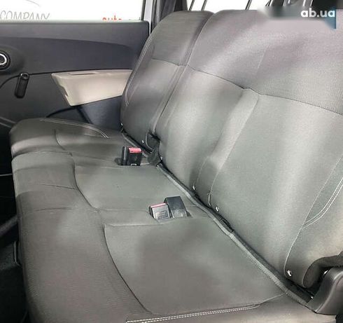 Dacia Lodgy 2012 - фото 12