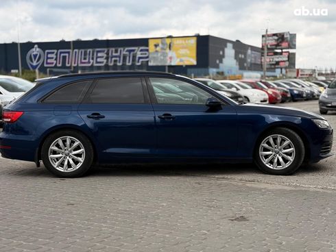 Audi A4 2017 синий - фото 9