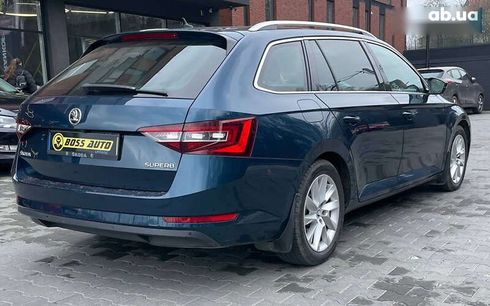 Skoda Superb 2016 - фото 6