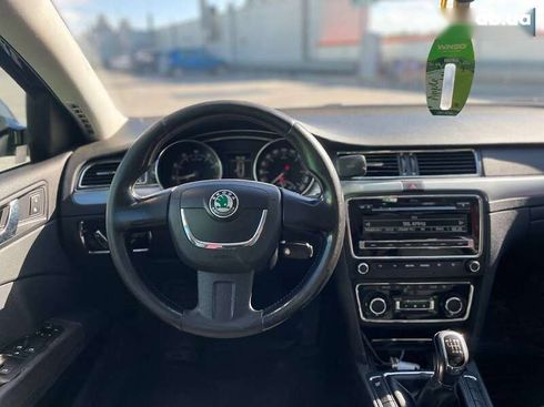 Skoda Superb 2008 - фото 23