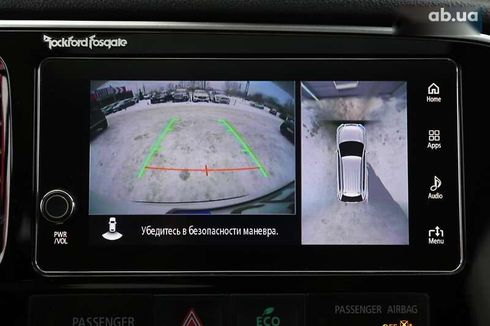 Mitsubishi Outlander 2017 - фото 19