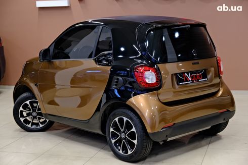 Smart Fortwo 2016 бронзовый - фото 5