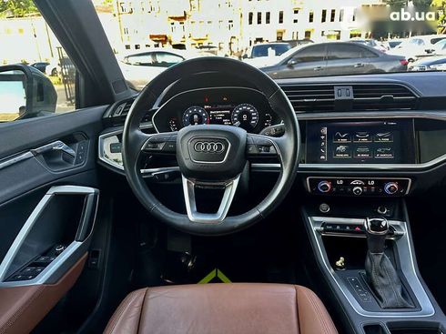 Audi Q3 2019 - фото 14