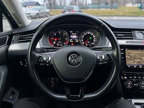 Volkswagen Passat 2018 - фото 15