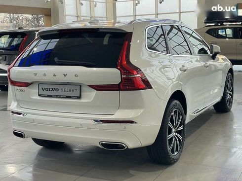 Volvo XC60 2019 - фото 15