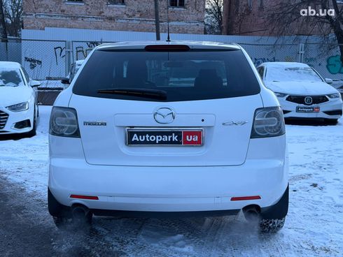 Mazda CX-7 2008 белый - фото 11