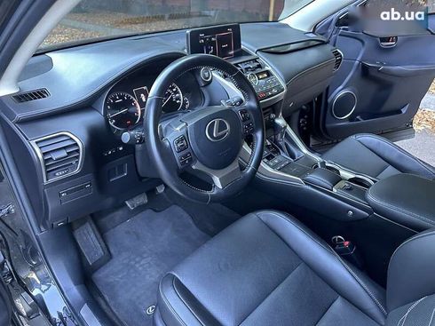 Lexus NX 2019 - фото 23