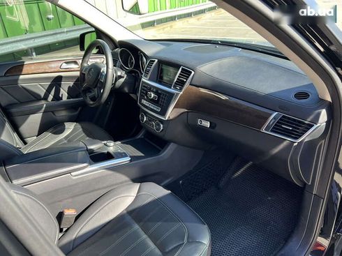 Mercedes-Benz GL-Класс 2015 - фото 29