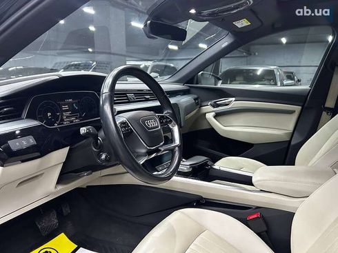 Audi E-Tron 2020 - фото 8