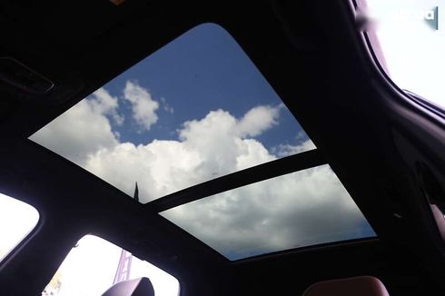 Audi Q7 2018 - фото 30