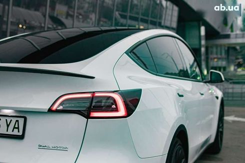 Tesla Model Y 2022 - фото 30