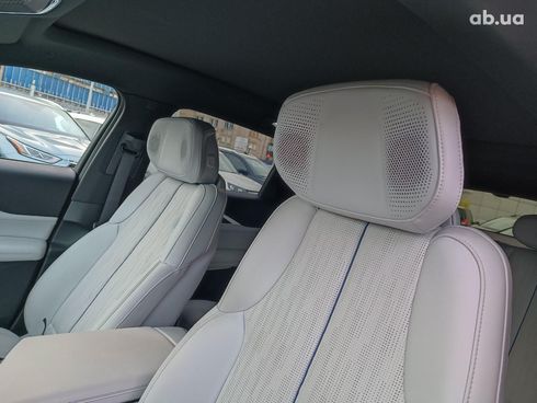 Cadillac Lyriq 2023 синий - фото 42