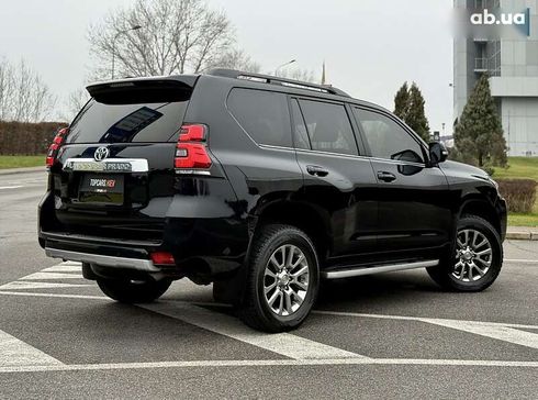 Toyota Land Cruiser Prado 2020 - фото 18