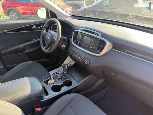 Kia Sorento 2016 - фото 14