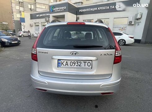 Hyundai i30 2011 - фото 8