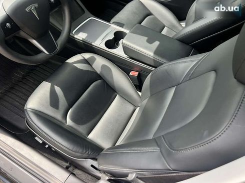 Tesla Model 3 2021 - фото 24