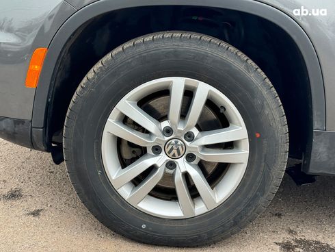 Volkswagen Tiguan 2015 серый - фото 20