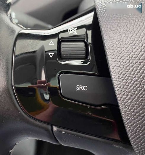 Peugeot 308 2020 - фото 15