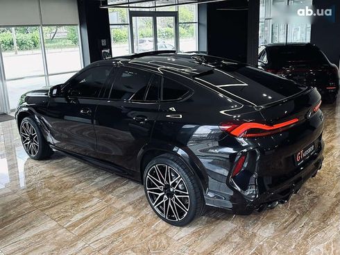 BMW X6 M 2022 - фото 13