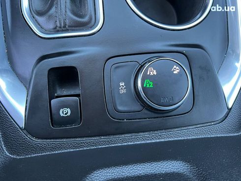 Chevrolet Traverse 2017 серый - фото 31