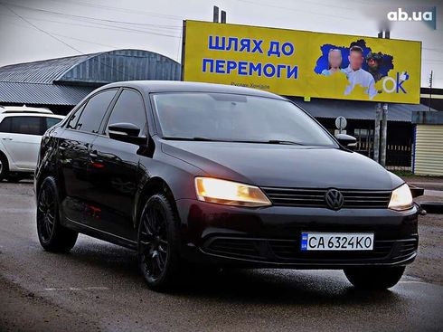Volkswagen Jetta 2011 - фото 2