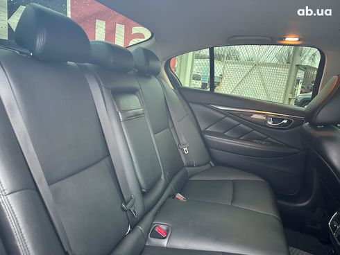 Infiniti Q50 2018 белый - фото 23