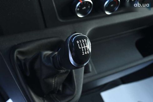 Opel Movano 2020 - фото 27