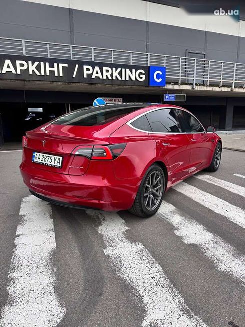 Tesla Model 3 2019 - фото 11