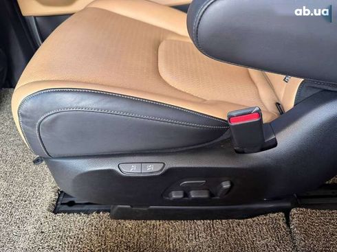 Kia Carnival 2021 - фото 30