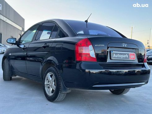 Hyundai Accent 2008 черный - фото 7