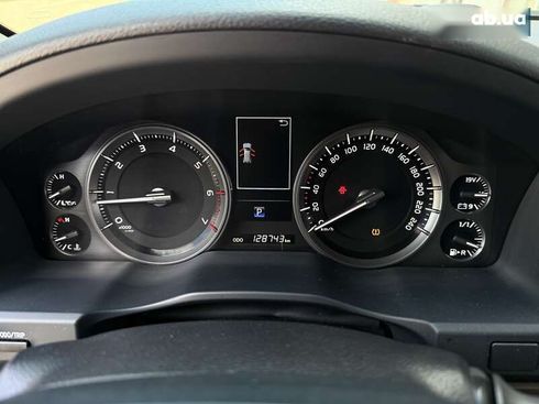Toyota Land Cruiser 2020 - фото 28