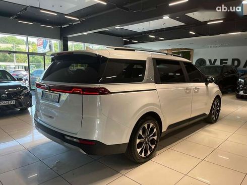 Kia Carnival 2021 - фото 4