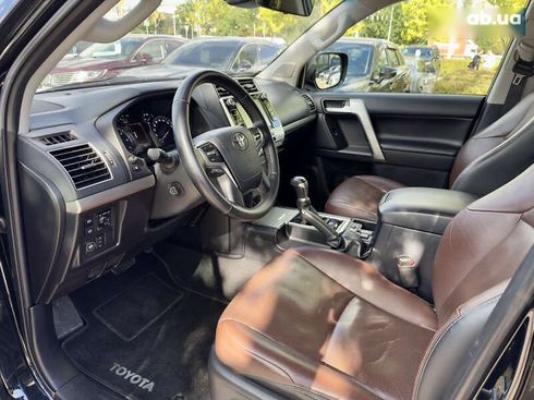 Toyota Land Cruiser Prado 2020 - фото 17