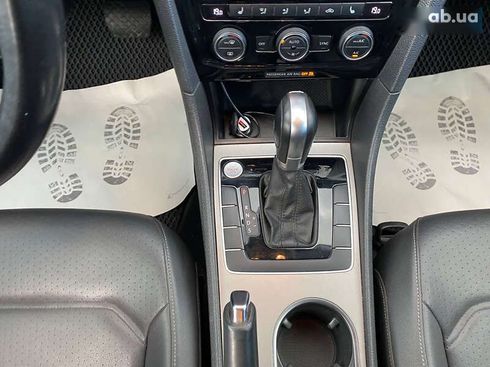 Volkswagen Passat 2020 - фото 13