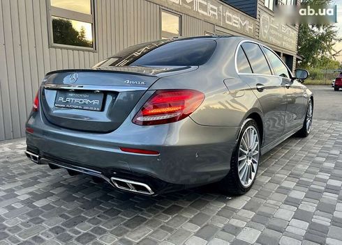 Mercedes-Benz E-Класс 2019 - фото 11