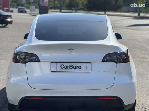 Tesla Model Y 2022 - фото 11