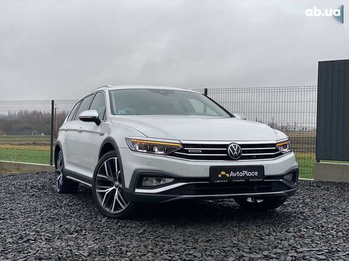 Volkswagen passat alltrack 2020 - фото 12