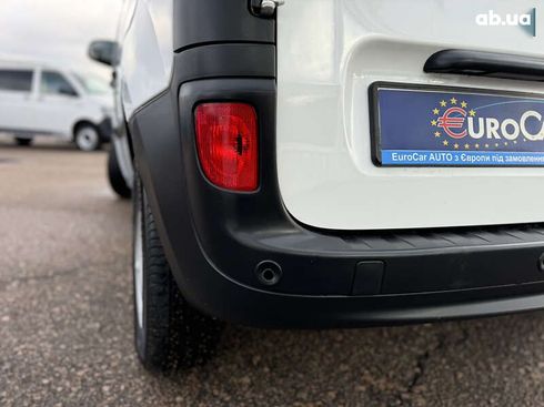 Renault Kangoo 2022 - фото 30