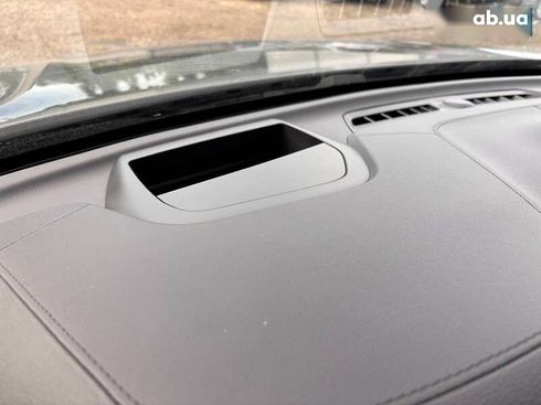 Volvo XC60 2021 - фото 18