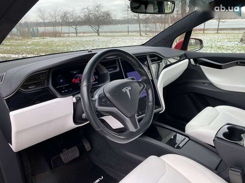 Tesla Model X 2019 - фото 10