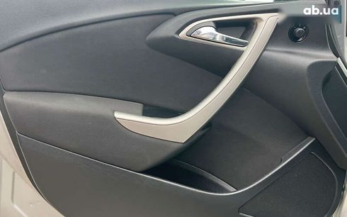 Opel Astra 2012 - фото 22