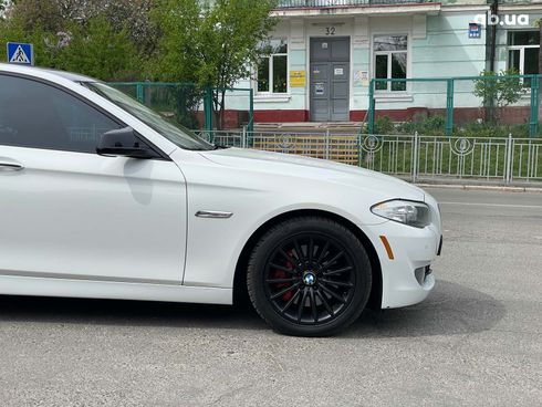 BMW 5 серия 2012 белый - фото 4