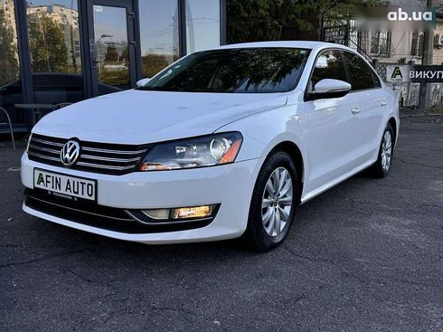 Volkswagen Passat 2011 - фото 2