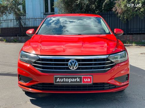 Volkswagen Jetta 2020 оранжевый - фото 3